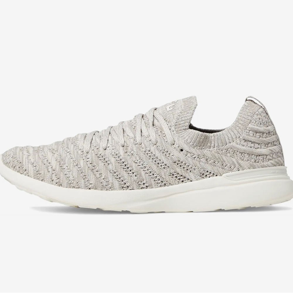 (APL) Athletic Propulsion Labs

Techloom Wave sneaker Tundra/Ivory/Melange - NEW
